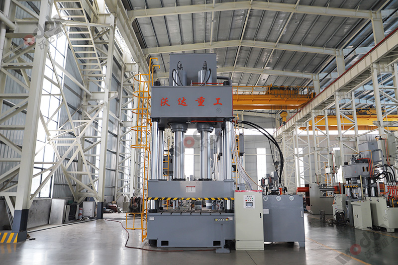 四柱液壓機(jī)哪家好？