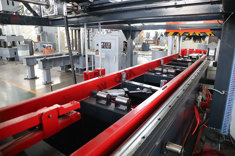 400噸錨桿托盤(pán)液壓機(jī) 400噸錨桿托盤(pán)液壓機(jī)