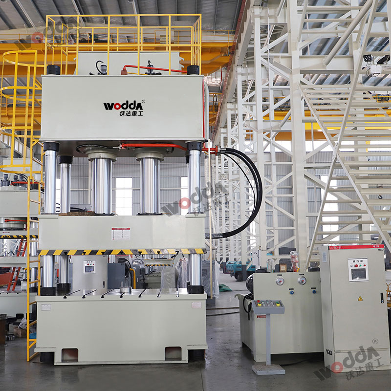 500噸雙缸伺服四柱液壓機(jī) 500噸雙缸伺服四柱液壓機(jī)