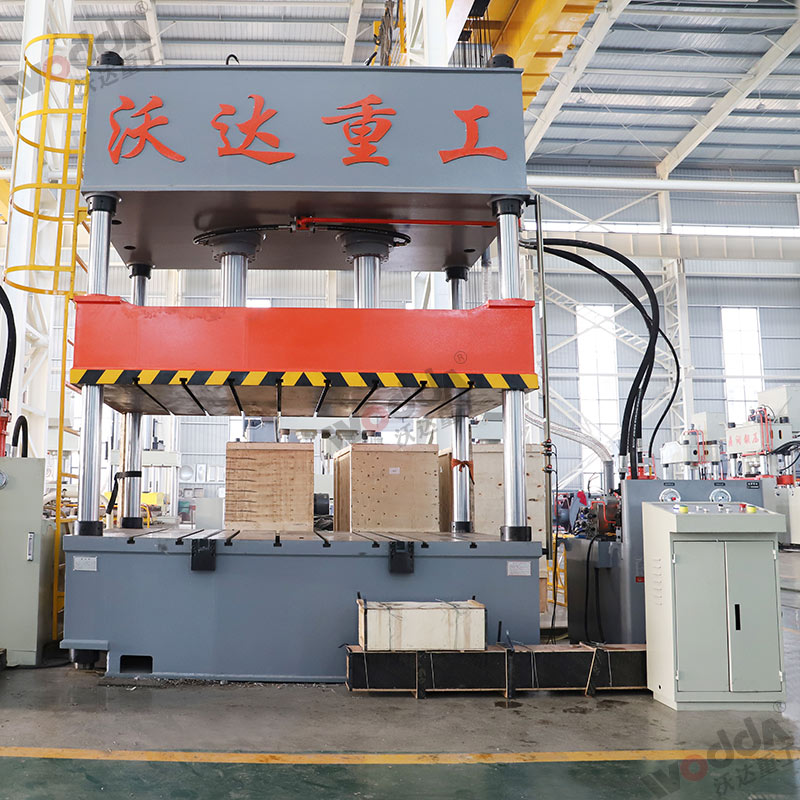 200噸汽車(chē)門(mén)飾液壓機(jī) 200噸汽車(chē)門(mén)飾液壓機(jī)