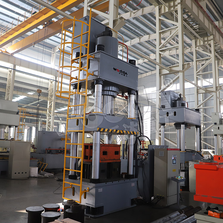 630噸伺服油壓機(jī) 630噸伺服油壓機(jī)