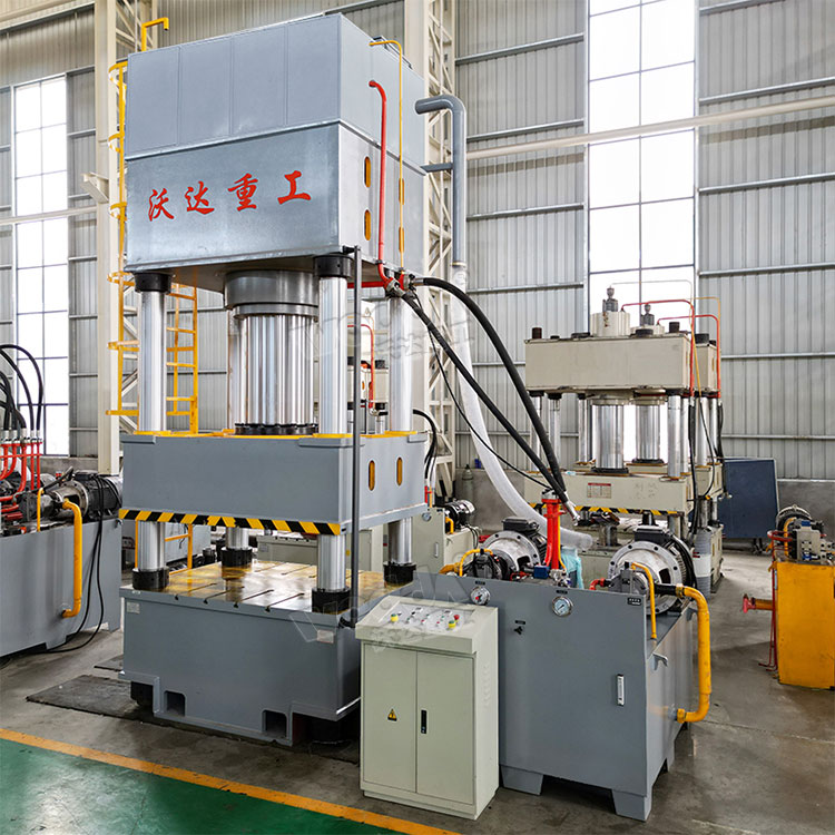 四柱式汽車內(nèi)飾件液壓機(jī) 四柱式汽車內(nèi)飾件液壓機(jī)