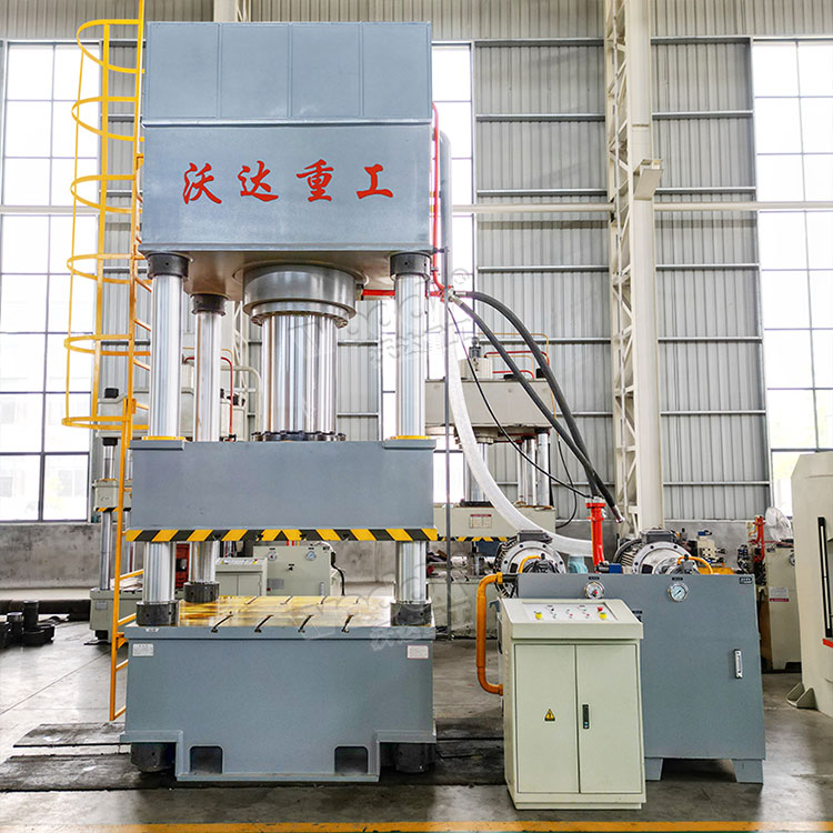 熱壓汽車內(nèi)飾件液壓機(jī)車間實(shí)拍圖 熱壓汽車內(nèi)飾件液壓機(jī)車間實(shí)拍圖