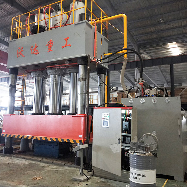 2000噸液壓機 2000噸液壓機