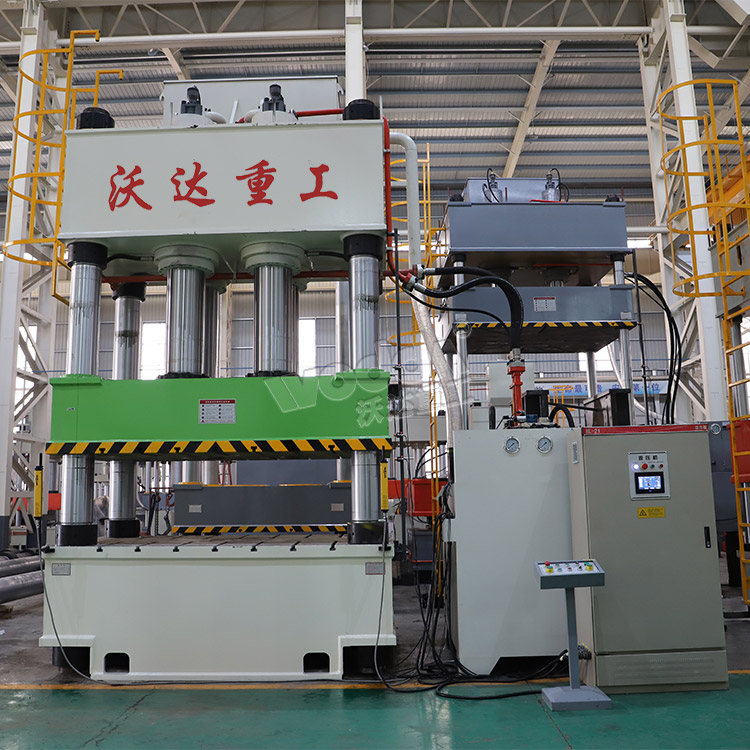 塑料托盤成型液壓機(jī)車間實拍 塑料托盤成型液壓機(jī)車間實拍