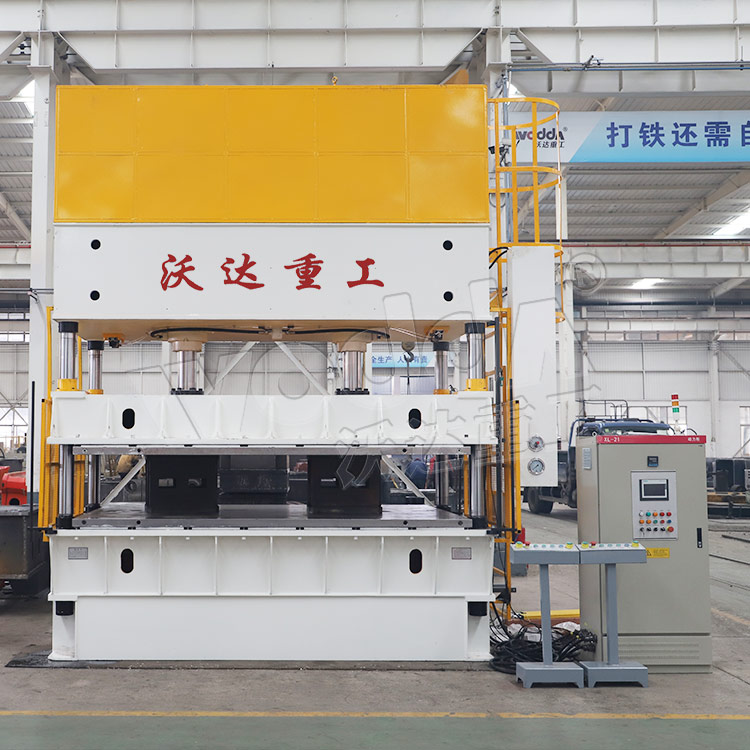 100噸汽車內(nèi)飾件成型液壓機(jī) 100噸汽車內(nèi)飾件成型液壓機(jī)