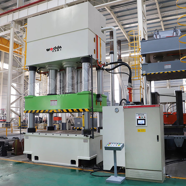 1000噸塑料托盤(pán)液壓機(jī) 1000噸塑料托盤(pán)液壓機(jī)