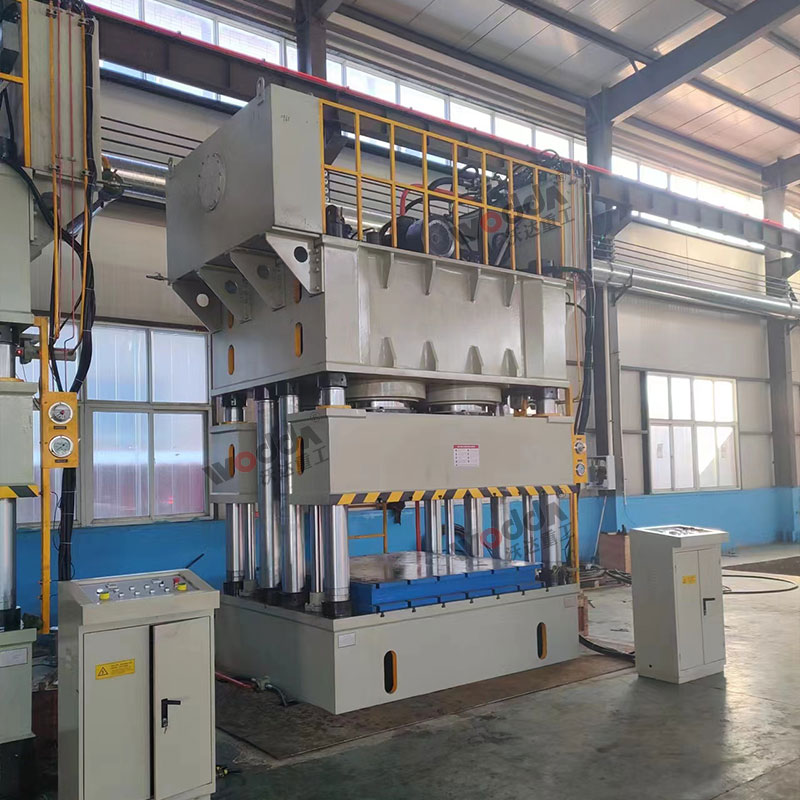 2000噸壓濾機濾板成型液壓機客戶現(xiàn)場 2000噸壓濾機濾板成型液壓機客戶現(xiàn)場