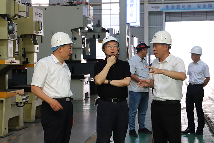 沃達(dá)重工車(chē)間 沃達(dá)重工車(chē)間