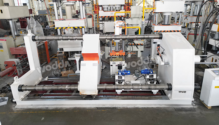 100噸臥式輪軸壓裝機