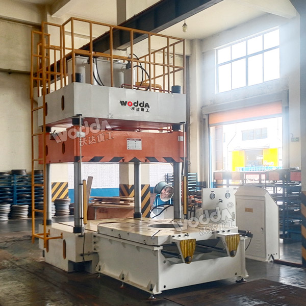 120噸輪胎模具試驗(yàn)機(jī)