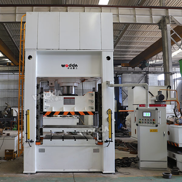 315噸框架式液壓機 315噸框架式液壓機