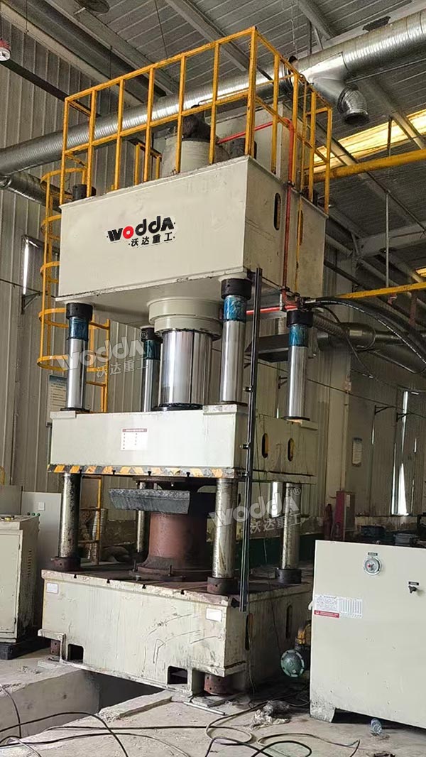 500噸四柱液壓機(jī)