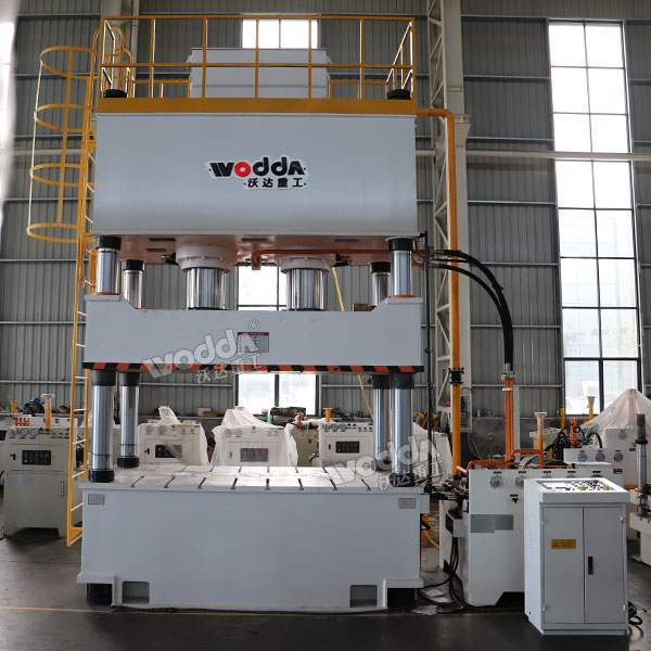 630噸四柱液壓機(jī)