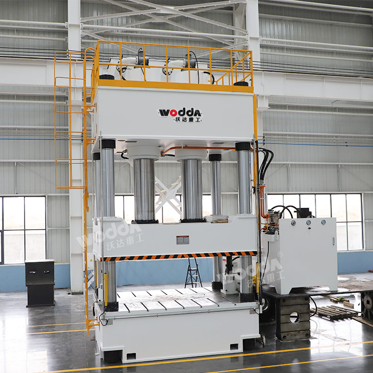 1200噸四柱液壓機