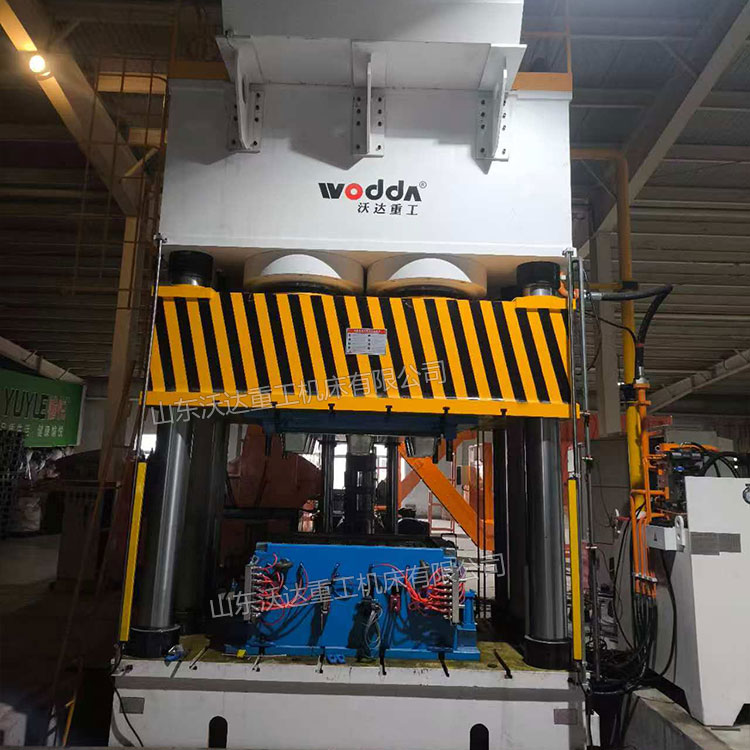 3000噸四柱液壓機 3000噸四柱液壓機