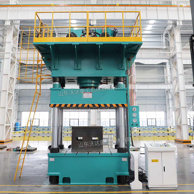 四柱液壓機(jī) 四柱液壓機(jī)