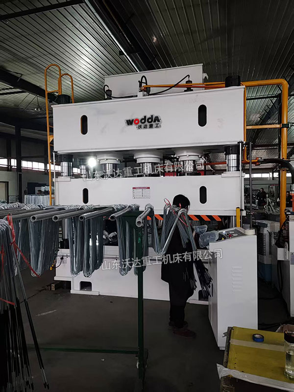 500噸冷鏈鋁管校平液壓機(jī)