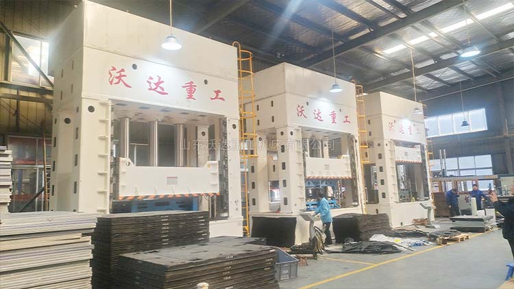 汽車內(nèi)飾件成型液壓機(jī)