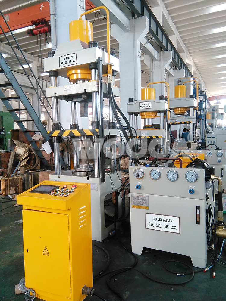 液壓機(jī) 液壓機(jī)